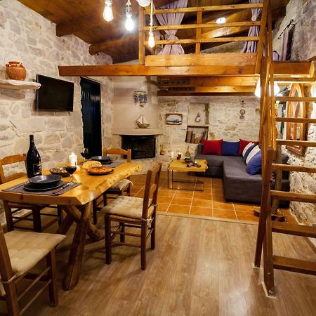 Aristidis'S Plouti Moires Guest House Екстериор снимка