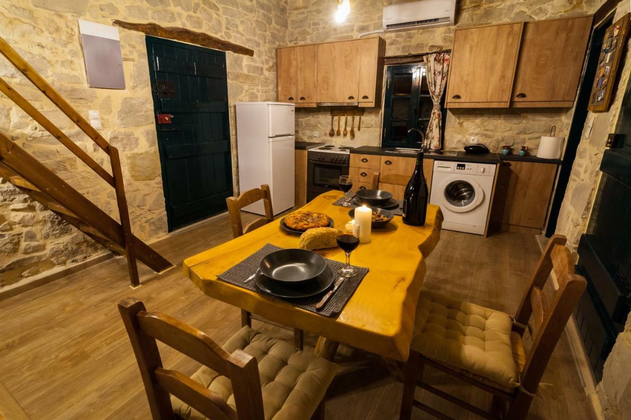 Aristidis'S Plouti Moires Guest House Екстериор снимка